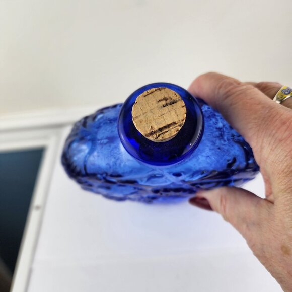 Libbey Vintage Cobalt Blue Glass Bottle Seashells 9" Tall Canada - Picture 4 of 6